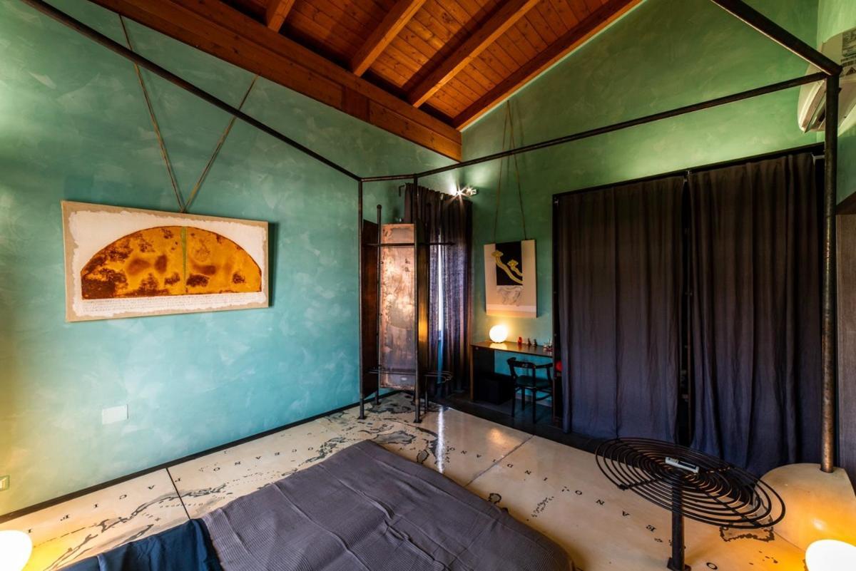 Speciale Tarshito'S Home - Atrium And Terrace Bari Ngoại thất bức ảnh