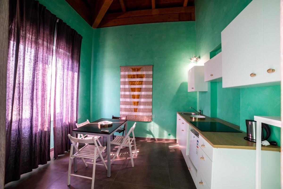 Speciale Tarshito'S Home - Atrium And Terrace Bari Ngoại thất bức ảnh